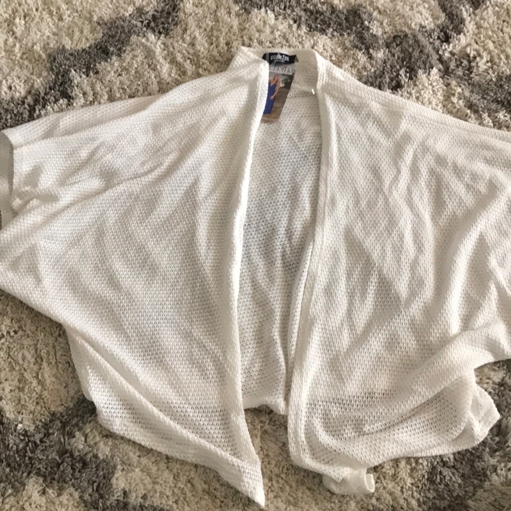 Short sleeve cardigan